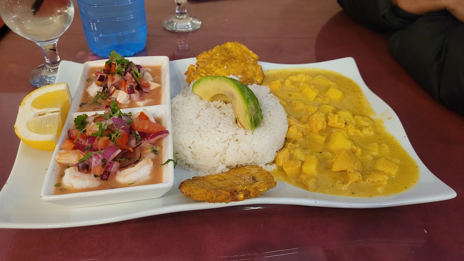 Restaurante "Rinconcito Ecuatoriano" — Restaurantes ecuatorianos en Murcia